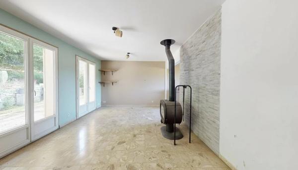 Vente                                                      Maison
                        
                     3 pièces                      73 m2                     à Saint-Prest