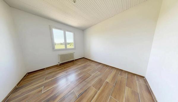 Vente                                                      Maison
                        
                     3 pièces                      73 m2                     à Saint-Prest
