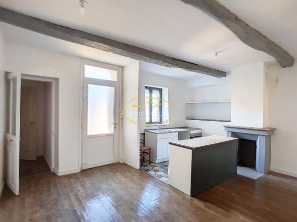 MAISON DE VILLAGE Type F4 - Garage et jardin Haironville MAISON DE VILLAGE Type F4 - Garage et jardin Haironville