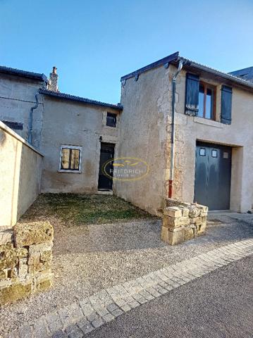 MAISON DE VILLAGE Type F4 - Garage et jardin Haironville MAISON DE VILLAGE Type F4 - Garage et jardin Haironville