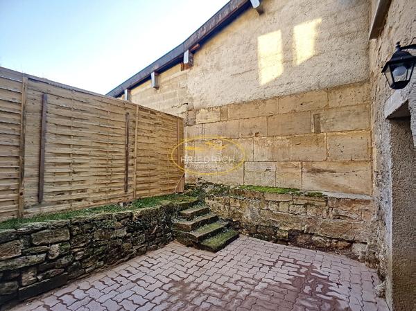 MAISON DE VILLAGE Type F4 - Garage et jardin Haironville MAISON DE VILLAGE Type F4 - Garage et jardin Haironville