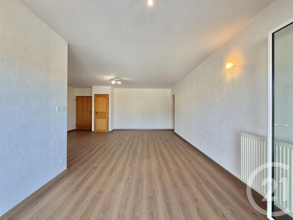 Appartement F4 à vendre  5 pièces - 101,20 m2 YZEURE - 03
