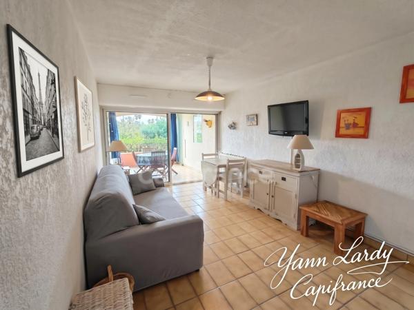 T2 de 36 m² avec loggia et vue port — Secteur Saint-Martin