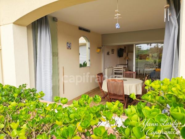 T2 de 36 m² avec loggia et vue port — Secteur Saint-Martin