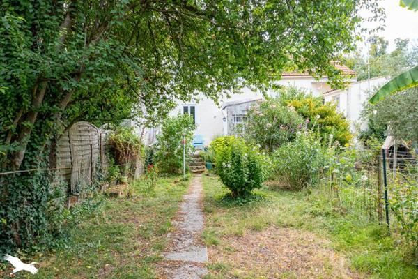 Maison à vendre |  Saintes |  4 pièces | 79 m²