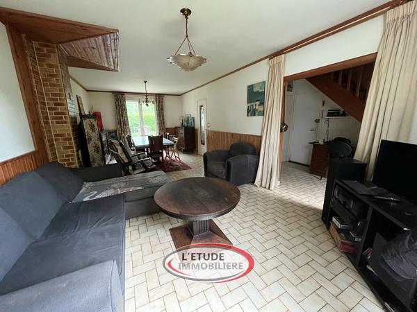 Nantes Nord: Maison 5 pièces à proximité des commodités.