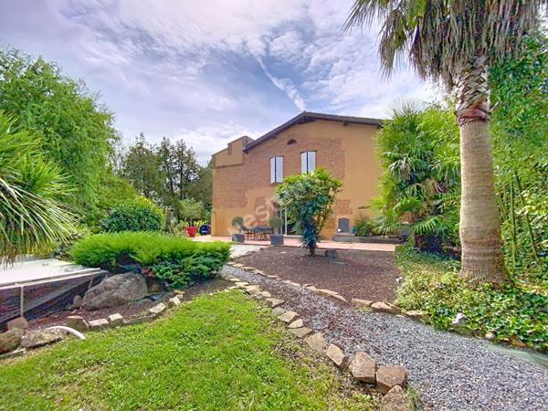 Grande maison de 350 m² avec dépendance Montauban secteur Nord