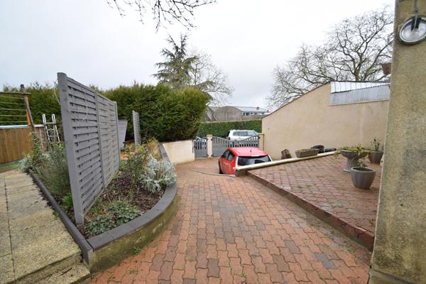 Ensemble immobilier pour famille ou investisseur sur Crosmieres et en EXCLUSIVITE