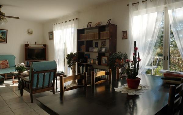 Vente Maison de plain pied avec jardin et vue Castelnau-montratier   