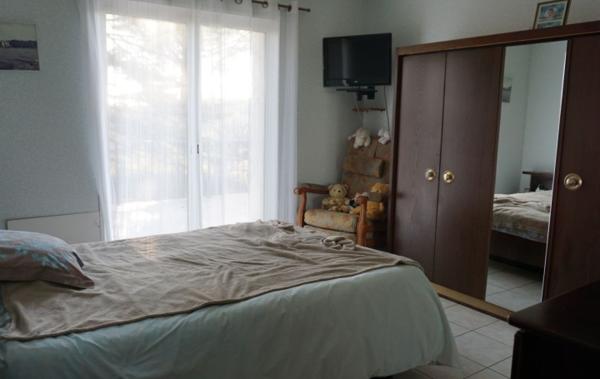 Vente Maison de plain pied avec jardin et vue Castelnau-montratier   