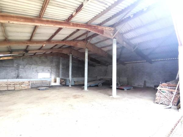 Ferme du XVIIIe siècle avec 16 hectares de terrain