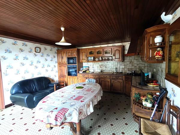 Ferme du XVIIIe siècle avec 16 hectares de terrain