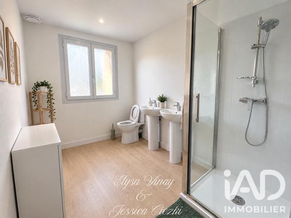 Location maison 1 pièce 99 m² Mantes-la-Ville
