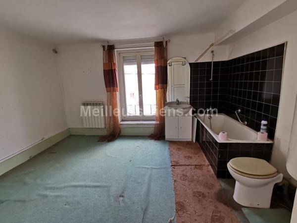 MAISON A RENOVER DE 110 M2