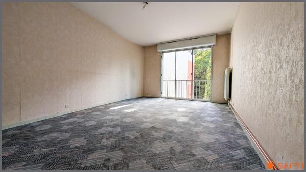 Bd Schuman - Appartement T2 48 M2 + Balcon + Parking + Cave