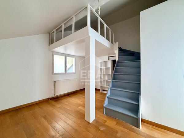 Hypercentre Sèvres - Duplex esprit ?maison en ville' au calme sur cour - Exclusivité