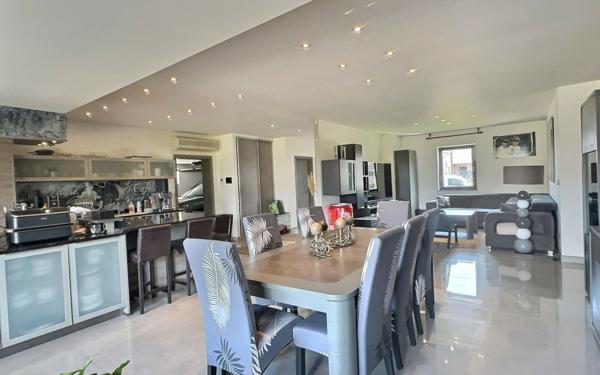 Maison à vendre    4 pièces •  Forbach