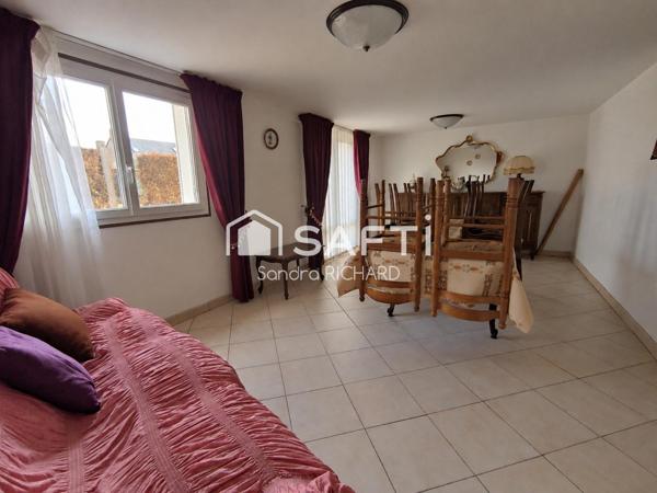 MAISON FAMILIALE, 4 CHAMBRES, BUREAU ET GARAGE