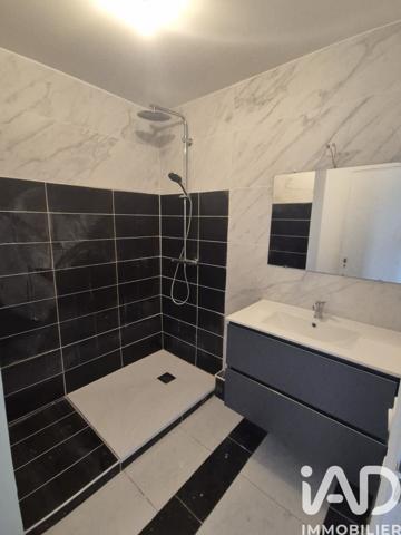 Location appartement 5 pièces 101 m² Sète