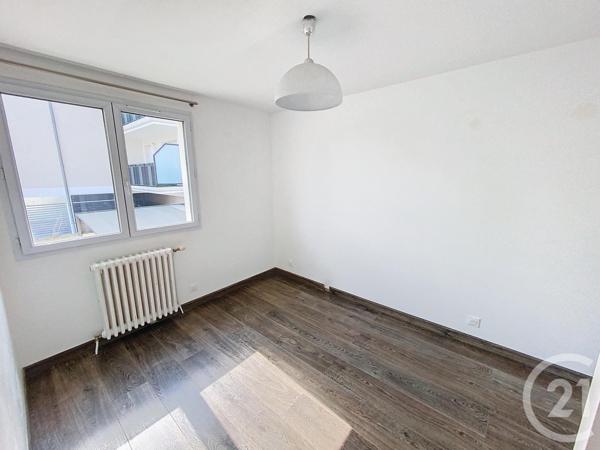 Maison à vendre  7 pièces - 218 m2 MONTFERMEIL - 93