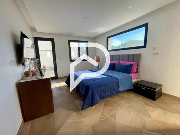 Demeure Contemporaine 9 pièces 200 m2