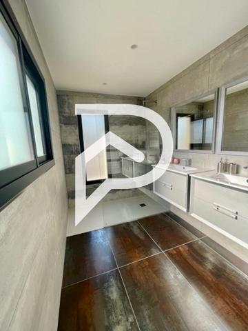 Demeure Contemporaine 9 pièces 200 m2