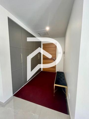 Demeure Contemporaine 9 pièces 200 m2