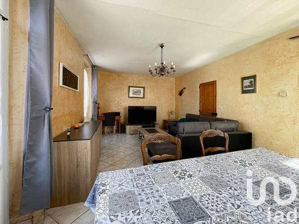 Maison 6 pièces de 142 m² à Villeneuve-la-Guyard (89340)