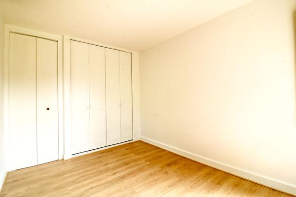 Appartement à louer à Antony 4 pièces 71.30 m2 avec 2 chambres et balcon