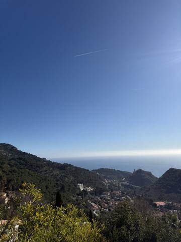Maison à EZE (06360)