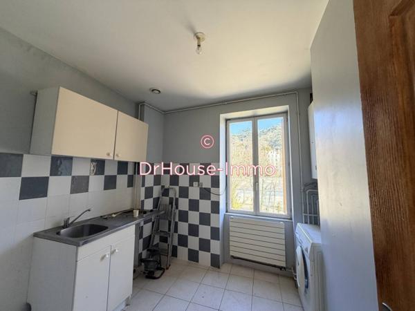 Immeuble à vendre 9 pièces de 261 m²