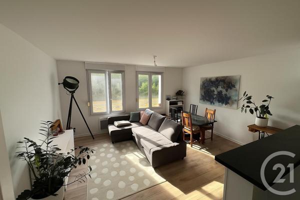Appartement F2 à vendre  2 pièces - 43,80 m2 MENNECY - 91