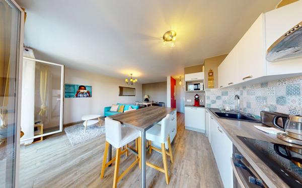 Appartement à vendre    3 pièces •  Bègles