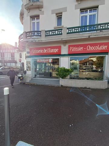 BOULANGERIE-PATISSERIE- Centre Ville- Plage Hendaye