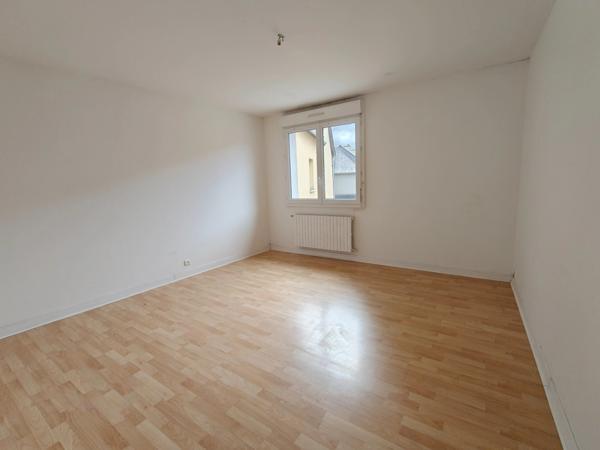 Maison à vendre 5 pièces ROMILLE (35)