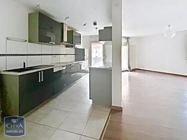 Appartement à vendre 3 pièces 73m² Bavilliers (90800)