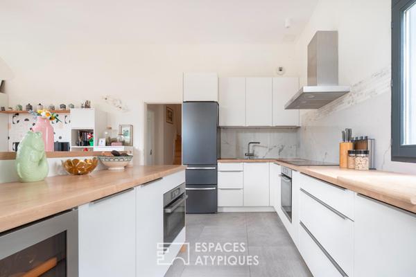 Duplex avec jardin et terrasse