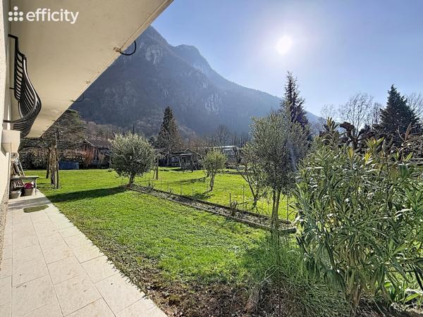 Maison 6 pièces - 226 m²