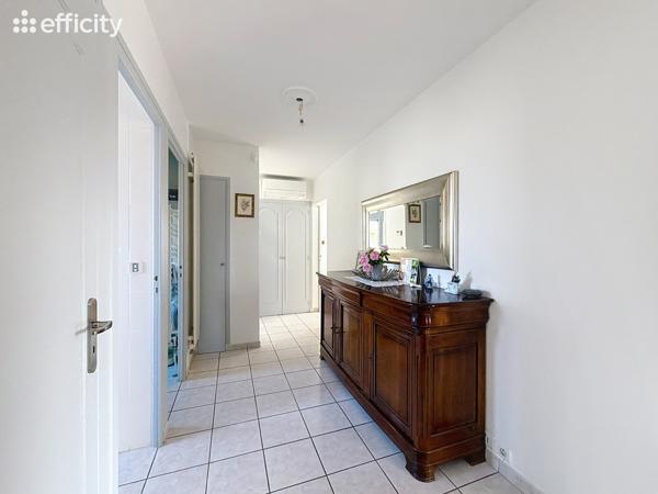 Maison 6 pièces - 226 m²