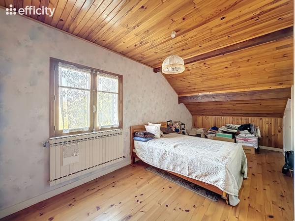 Maison 6 pièces - 226 m²