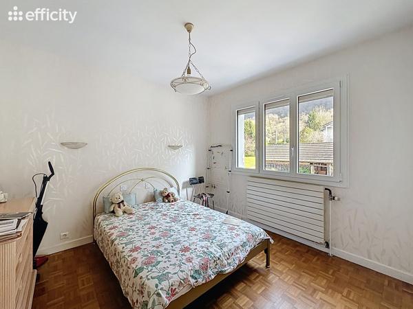 Maison 6 pièces - 226 m²