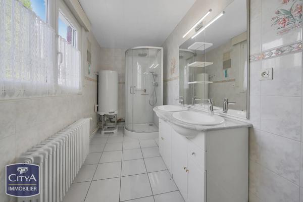 Maison à vendre 5 pièces 107m² Halluin (59250)