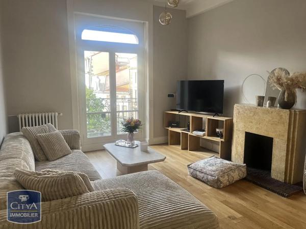 Appartement à louer 2 pièces 57.64m² Clermont-Ferrand (63000)