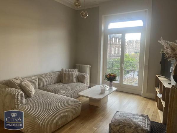 Appartement à louer 2 pièces 57.64m² Clermont-Ferrand (63000)