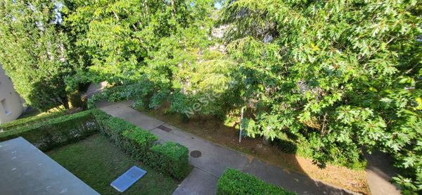 Nantes Eraudière :  Exclusivité ! En dernier étage bel appartement T4 de 1999, 3 chambres, loué non meublé, terrasse 23 m² proche Erdre !