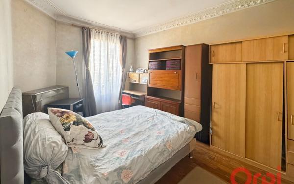 Appartement à vendre    2 pièces • 42 m2 Bagnolet