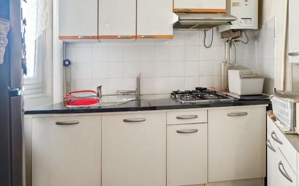 Appartement à vendre    2 pièces • 42 m2 Bagnolet