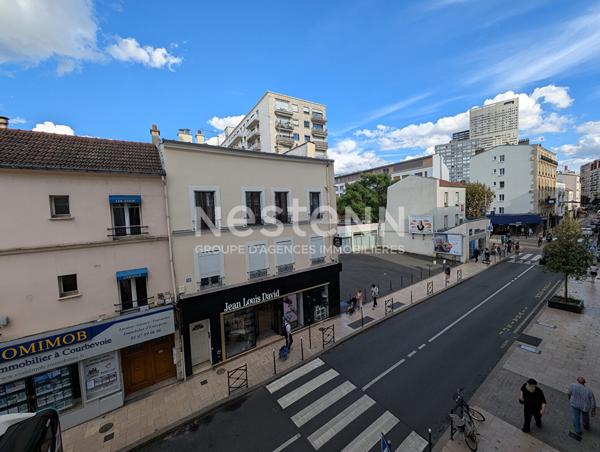 Appartement Courbevoie 2 pièce(s) 47.52 m2