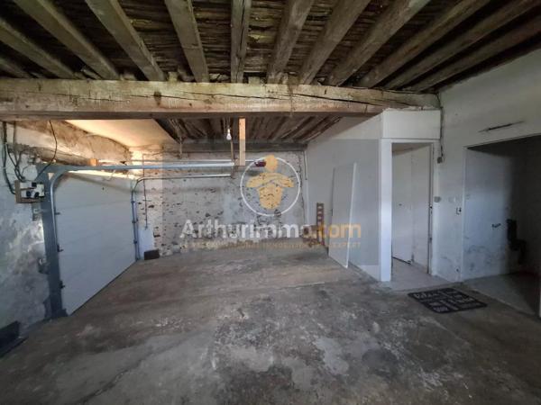 Vente                                                      Maison
                        
                     6 pièces                      104 m2                     à La Ferté-Gaucher