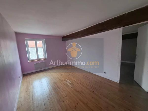 Vente                                                      Maison
                        
                     6 pièces                      104 m2                     à La Ferté-Gaucher